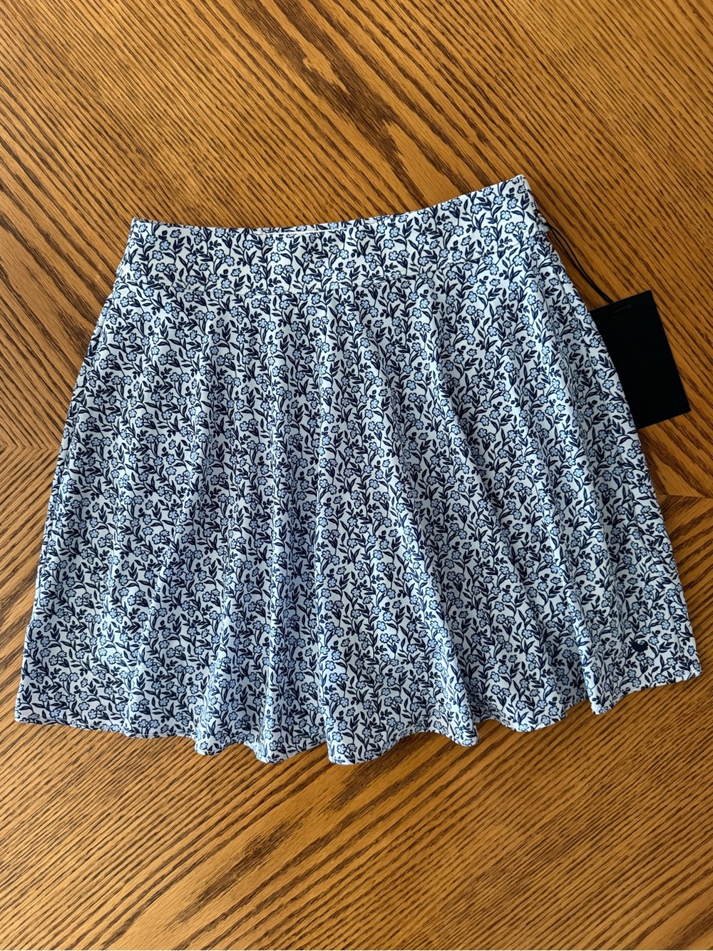 BAD BIRDIE Exec Skort - Blue Floral Print - Picture 7 of 7